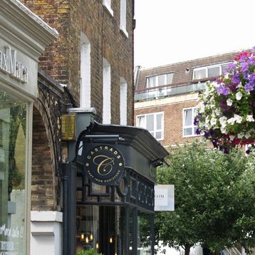 48 hours in Wimbledon with South Western Railway