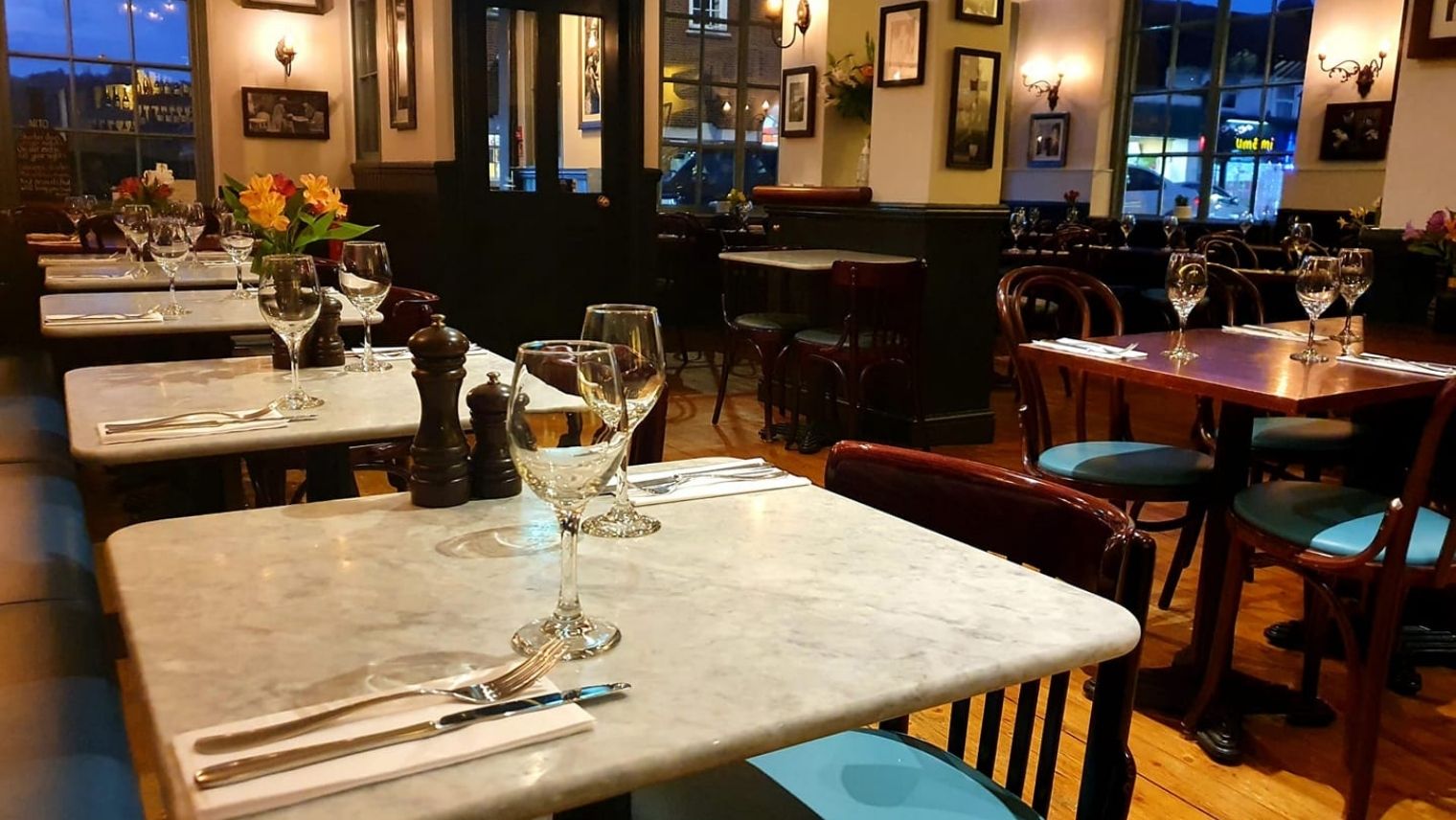 Interior of Arto Ristorante