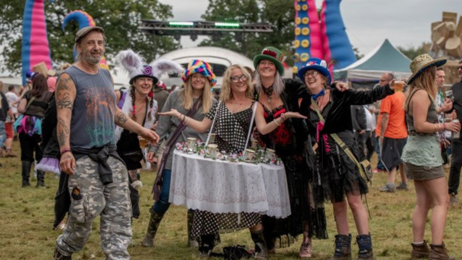 Mucky Weekender festival attendees