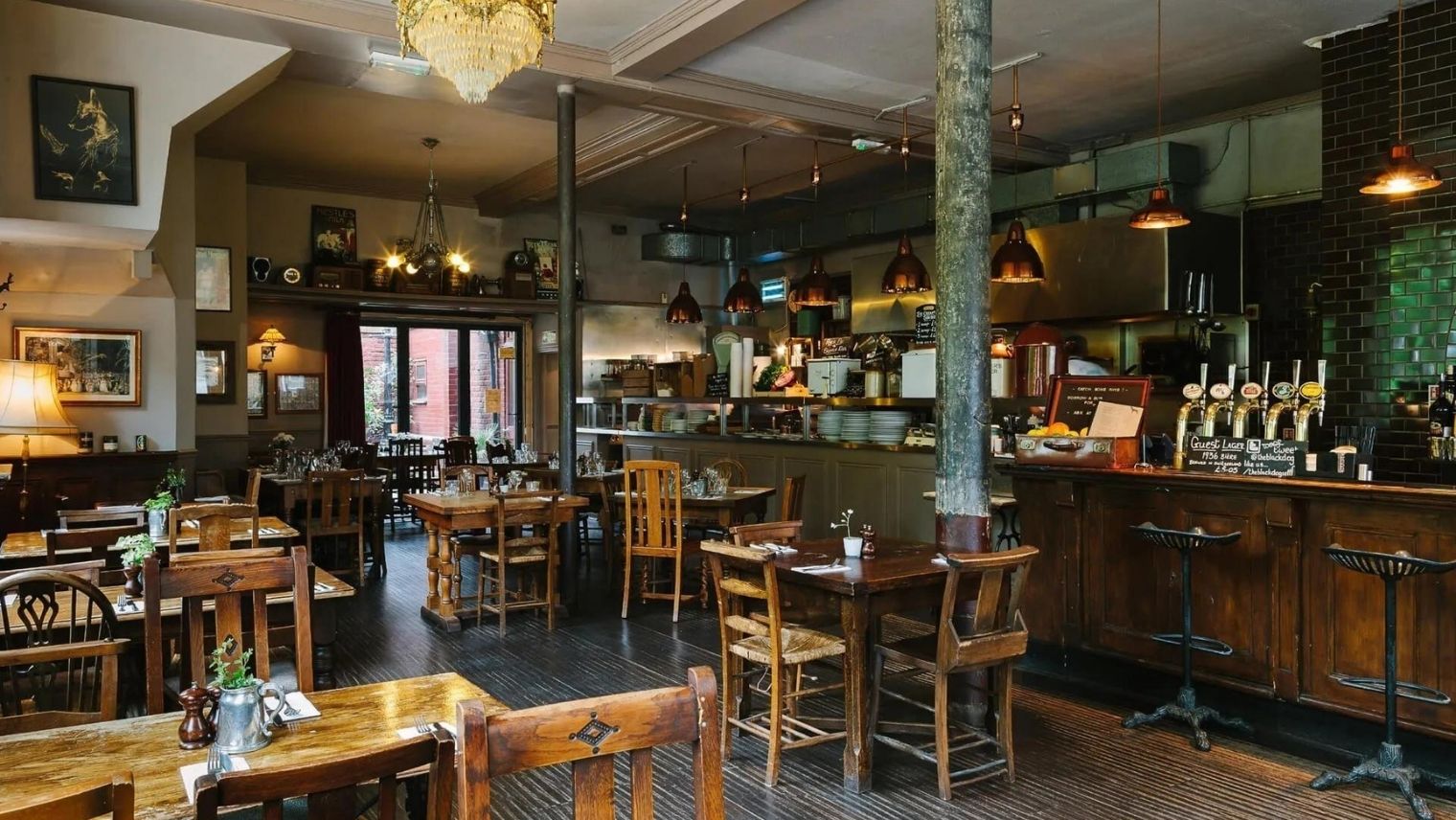 Interior of the Black Dog pub, Vauxhall