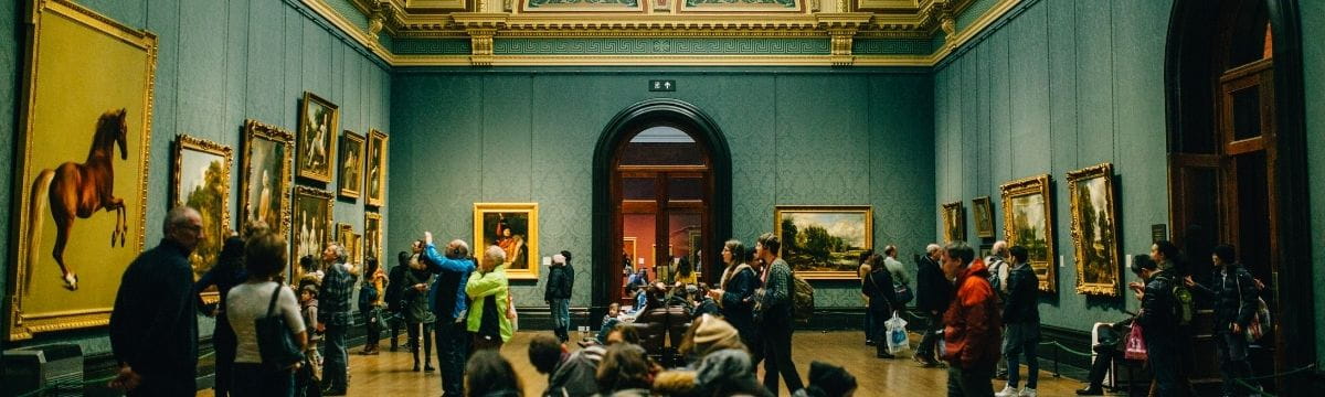 Discover the best art galleries with SWR