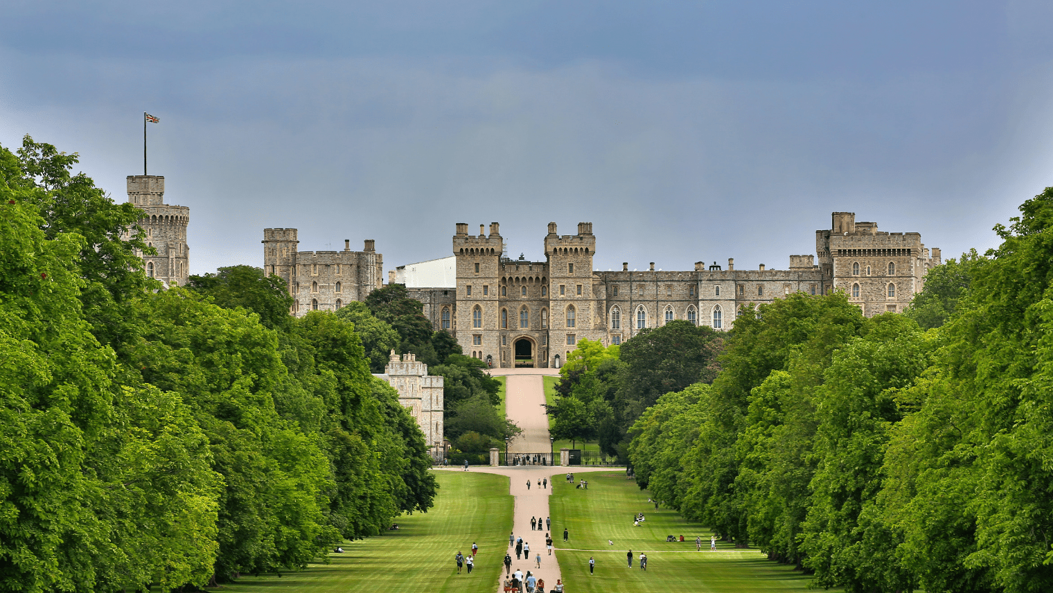 A path leading to Windsor Castle 
