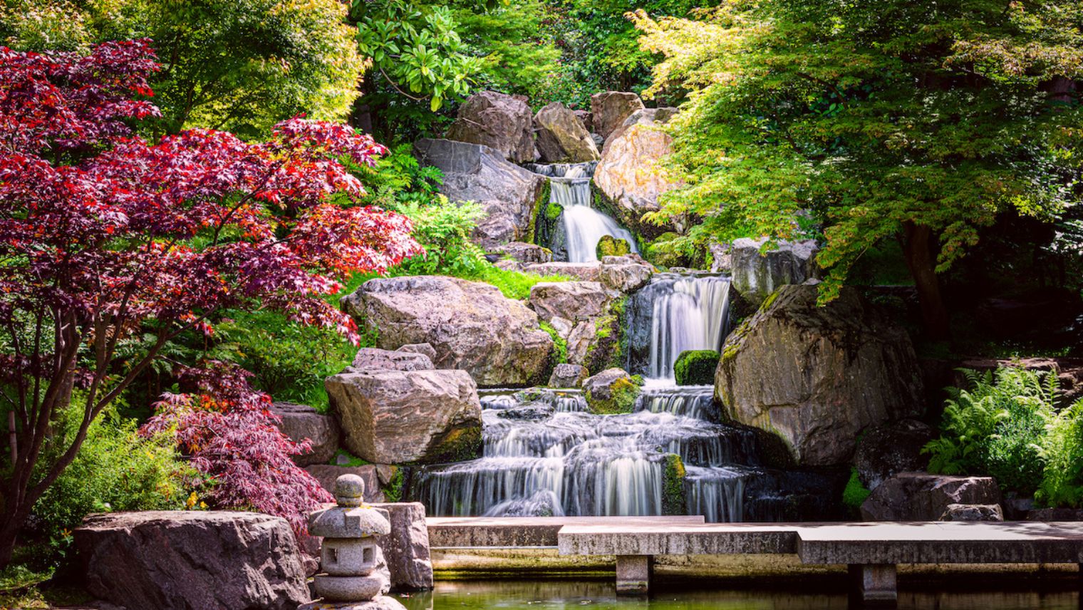 Easter egg hunt in Holland Park