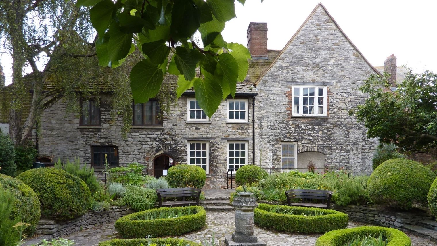 Scaplen Court Museum