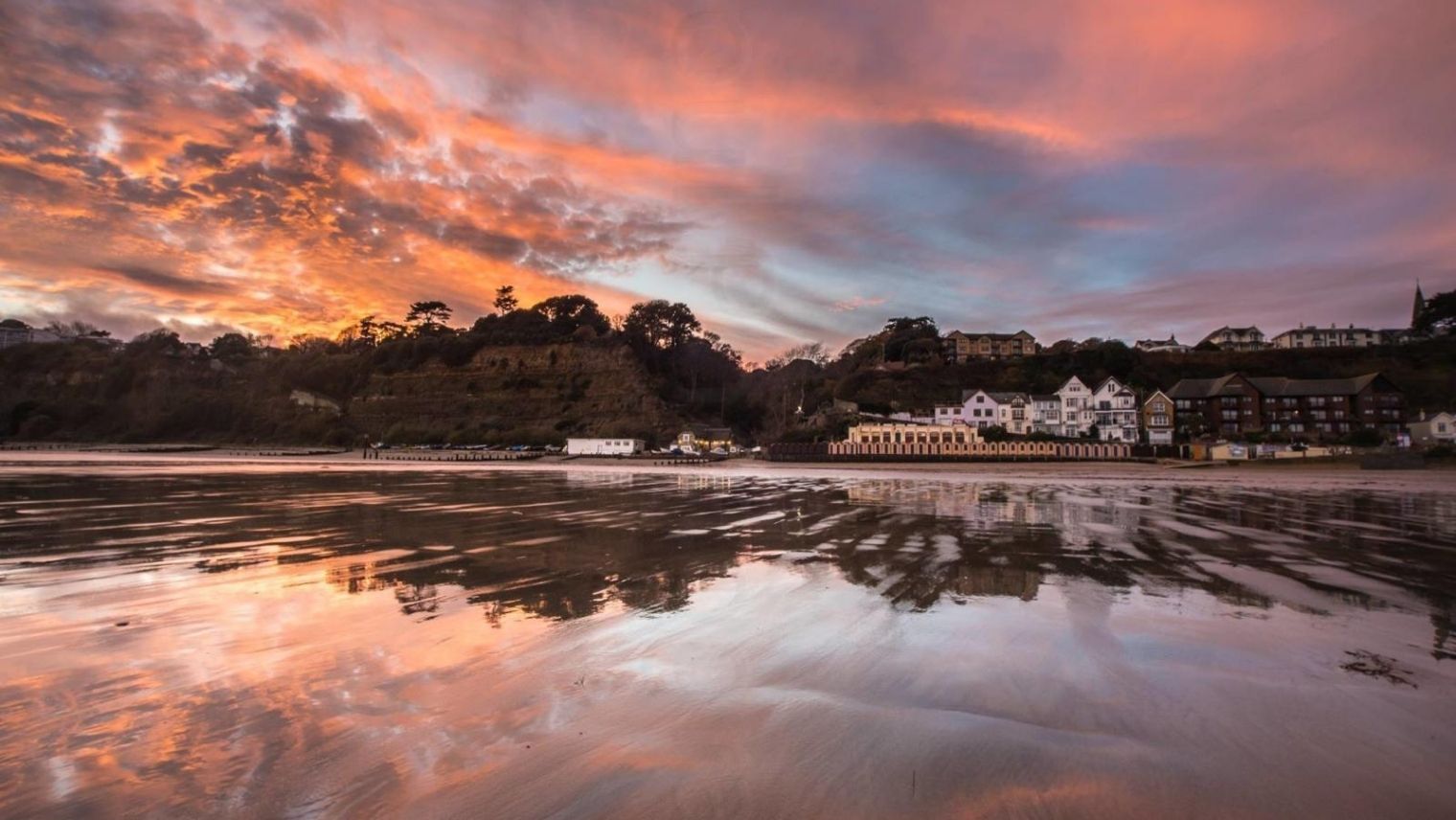 Shanklin Beach at sunset